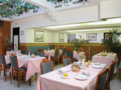poza Hotel Flower Garden 2