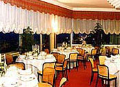 poza Hotel Holiday Inn 3