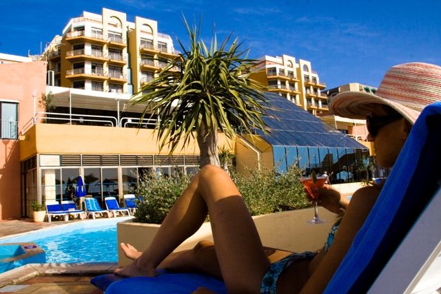 Hotel Seashells Resort at Suncrest 4 stele, Qawra, Malta