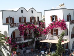 Hotel Kafouros Studios 3 stele, Insula Santorini, Grecia