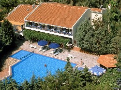 Hotel Trypiti Bungalows 3 stele, Insula Thassos, Grecia